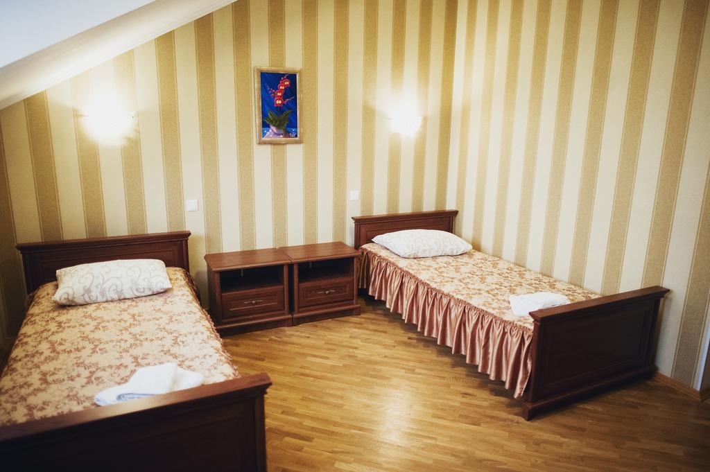 Complex Zolota Pidkova Hotel Zolochiv Room photo