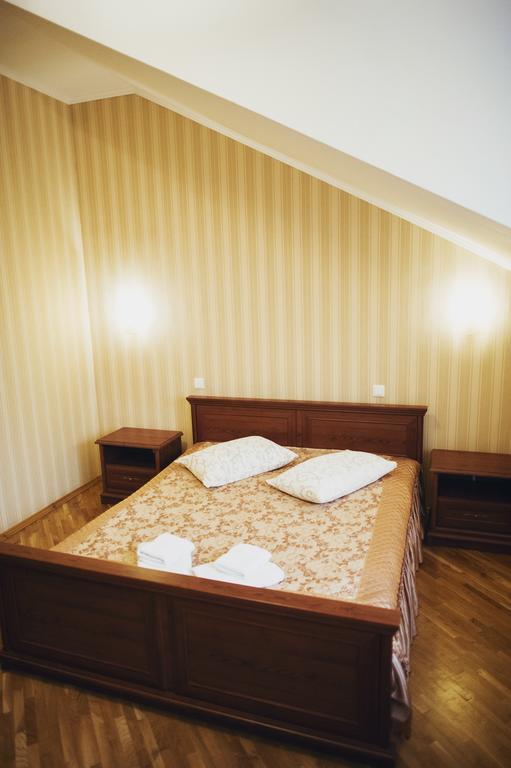 Complex Zolota Pidkova Hotel Zolochiv Room photo